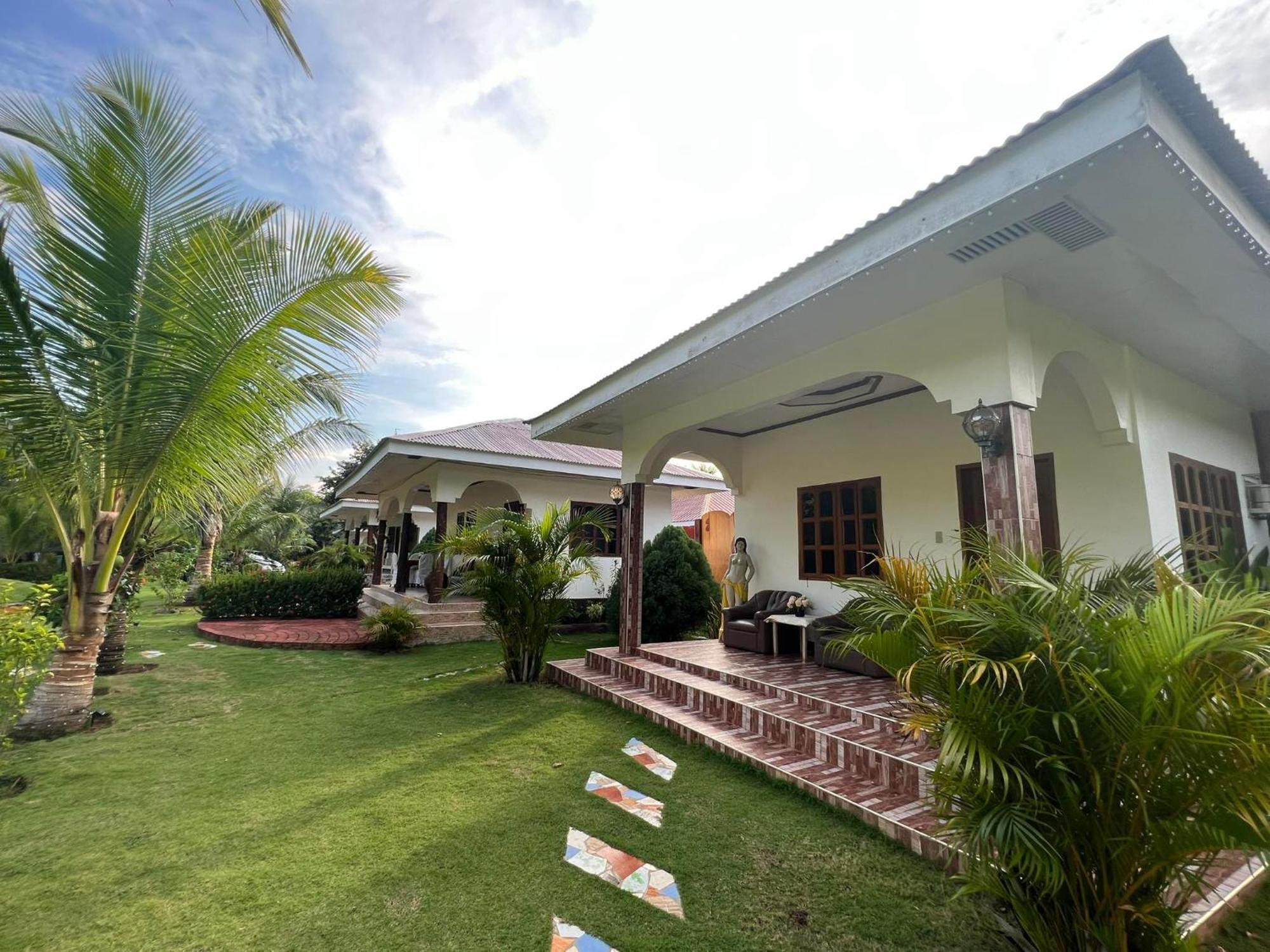 E&N Paradise Island Resort Siquijor Camera foto
