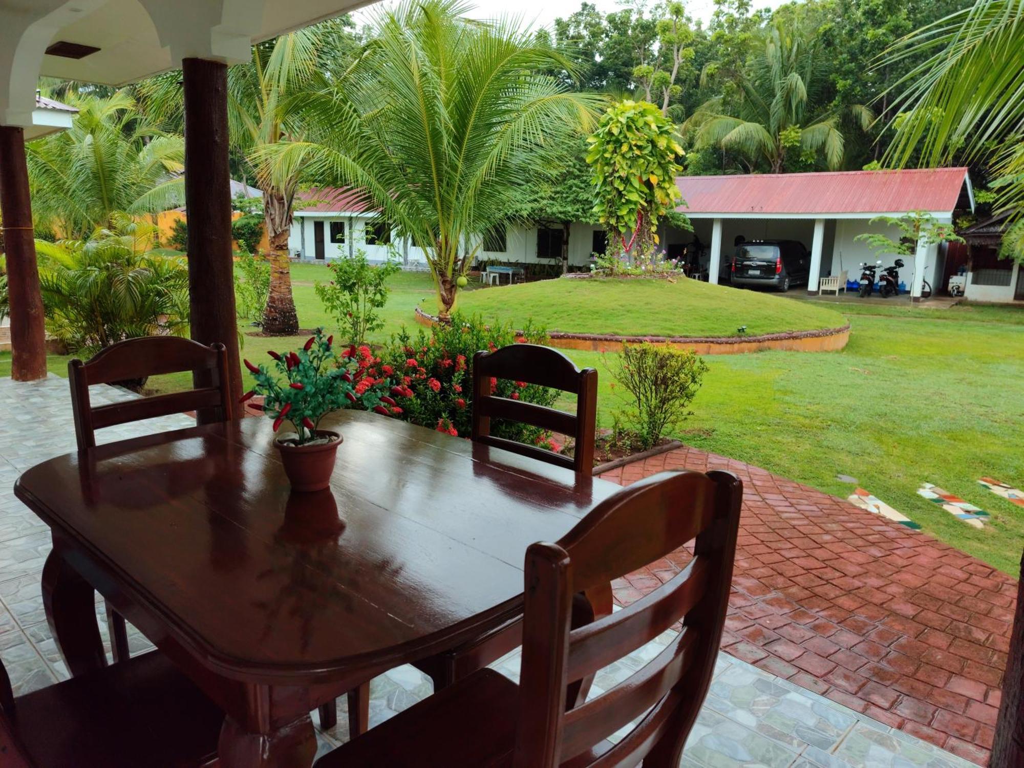 E&N Paradise Island Resort Siquijor Camera foto